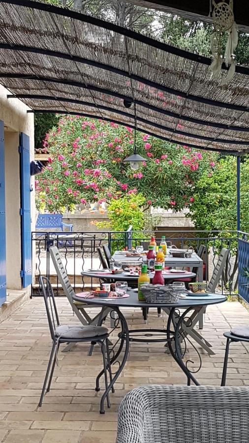 Le Mas des Hibiscus Trans-en-Provence Exterior foto